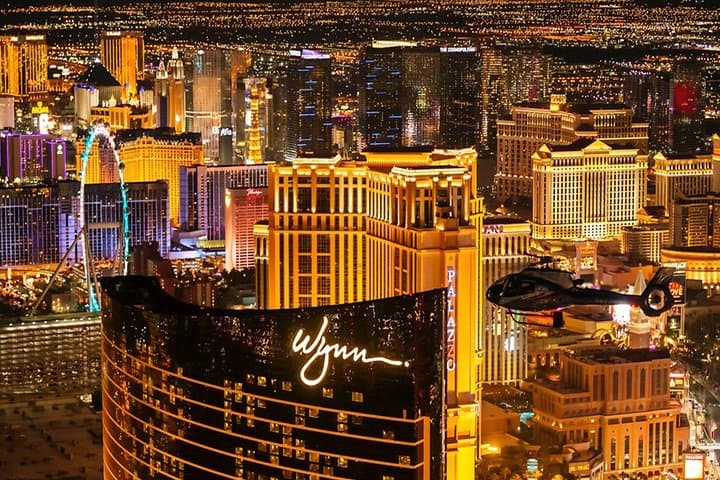 Las Vegas Strip Night Flight by Helicopter: Sparkling City Lights Tour - 3
