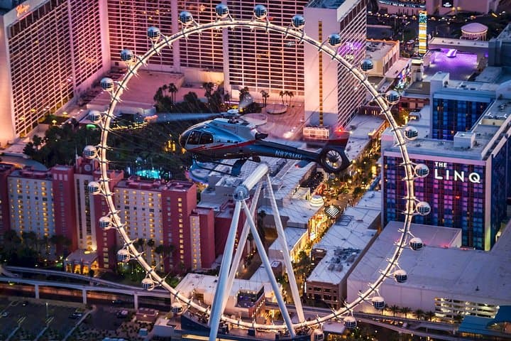 Las Vegas Strip Night Flight by Helicopter: Sparkling City Lights Tour - 6