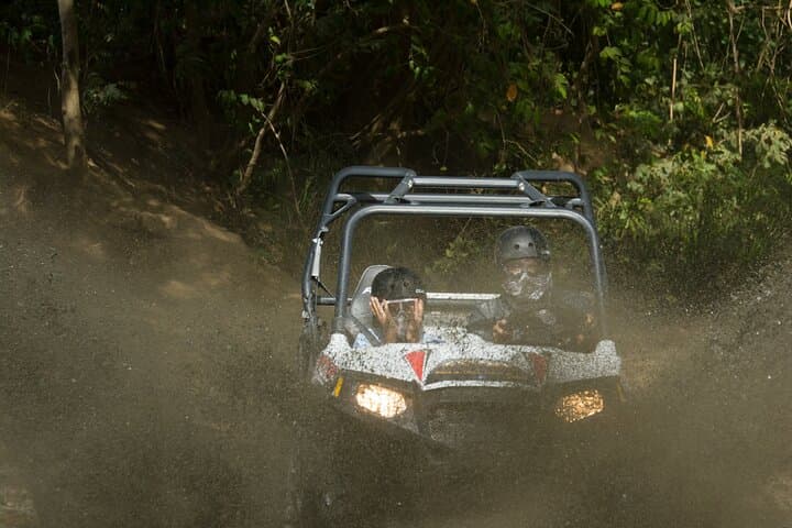 Mega Aventura en Puerto Plata: Conducción de Buggies, Natación en Cascada y Almuerzo Local - 6