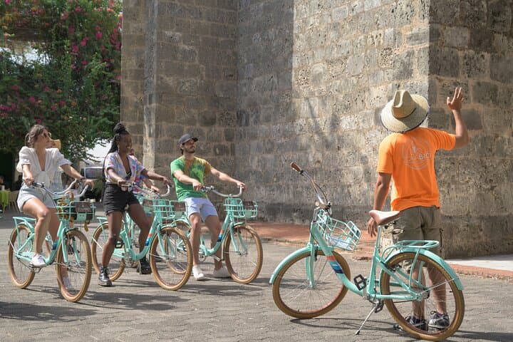 Santo Domingo Colonial Zone Bike Tour: History, Culture & Instagrammable Sights - 4