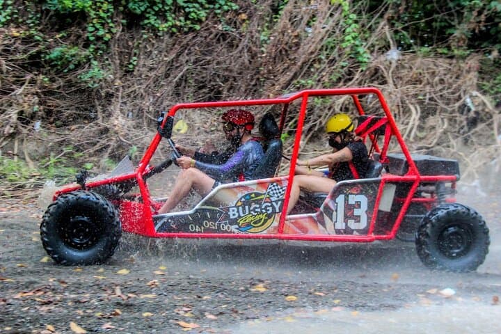 Aventura en Super Buggy en Ámbar Cove/Bahía de Taíno: Adrenalina y Cultura Auténtica - 4