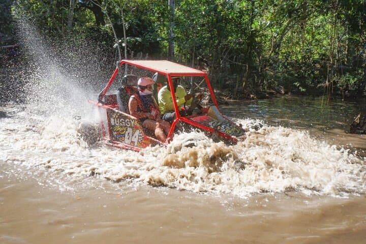 Aventura en Super Buggy en Ámbar Cove/Bahía de Taíno: Adrenalina y Cultura Auténtica - 7