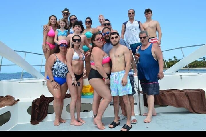 Punta Cana Adult-Only Party Boat: Snorkeling, Music & Natural Pool Adventure - 7
