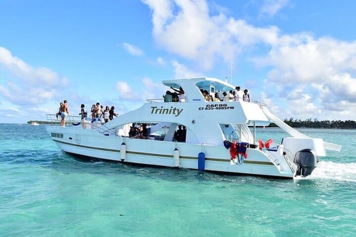 Crucero en Barco Fiesta Hip Hop Solo para Adultos en Punta Cana con Bebidas Ilimitadas y Parada en Banco de Arena - 5