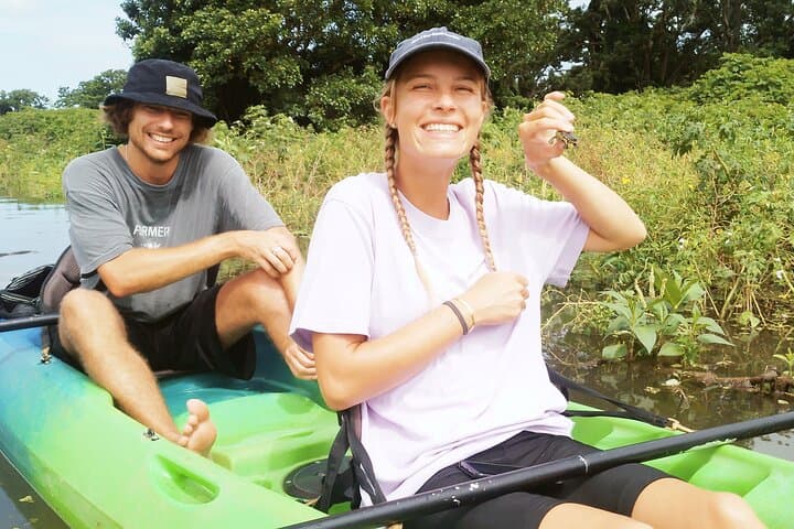 Private Ometepe Kayak Safari: Wildlife & Volcano Views - 5