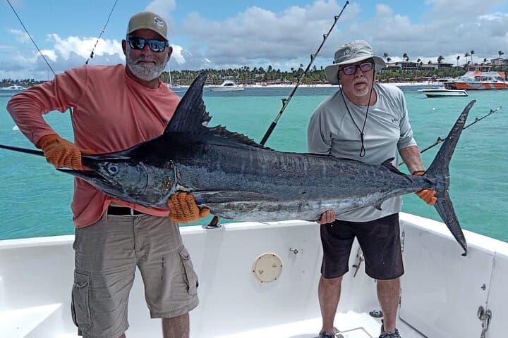 Pesca Profesional en Alta Mar y Crucero de Fiesta en Punta Cana - 3